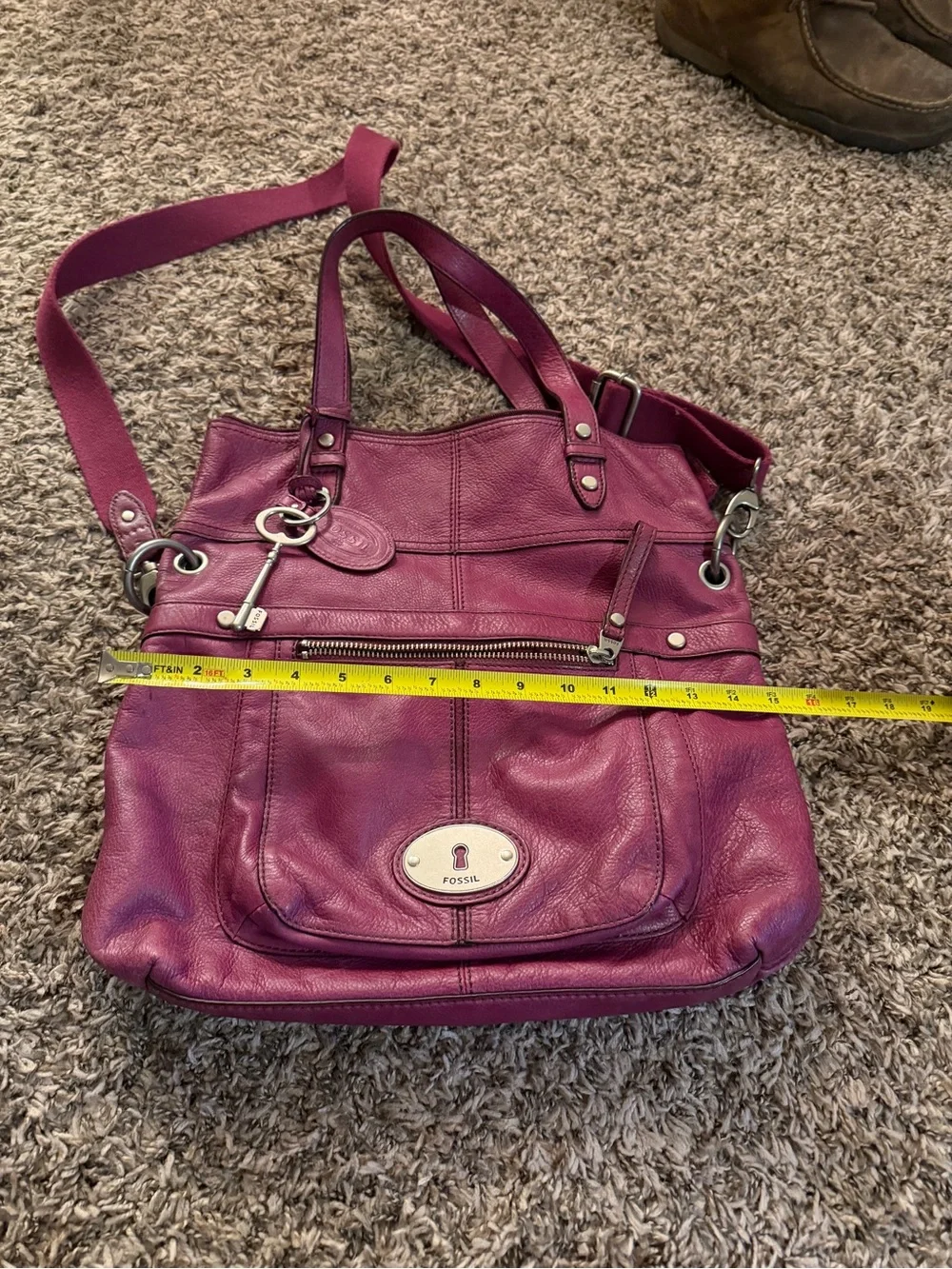Fossil leather shoulder